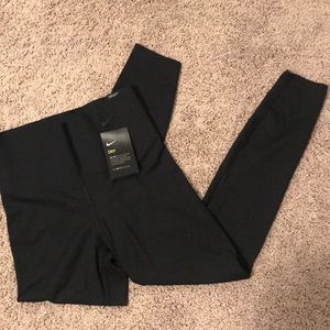 NIKE Sculpt Lux Tight Fit